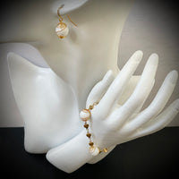 Parure or ""blanc pur""